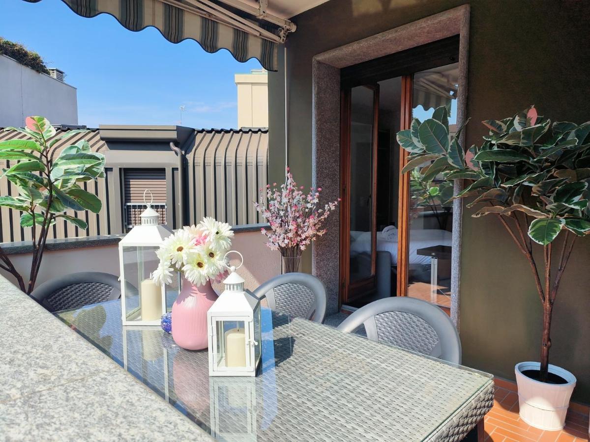 Exclusive And Unobtainable Big Terrace In Milano Downtown With Ac, Wifi, Subway M1 And M2 In Shopping Area Apartment Exterior photo